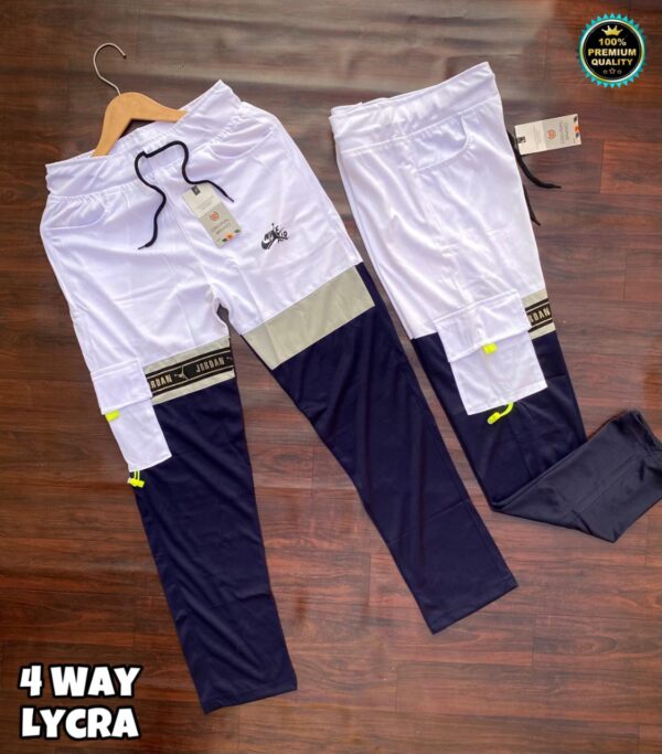 TRACKPANTS